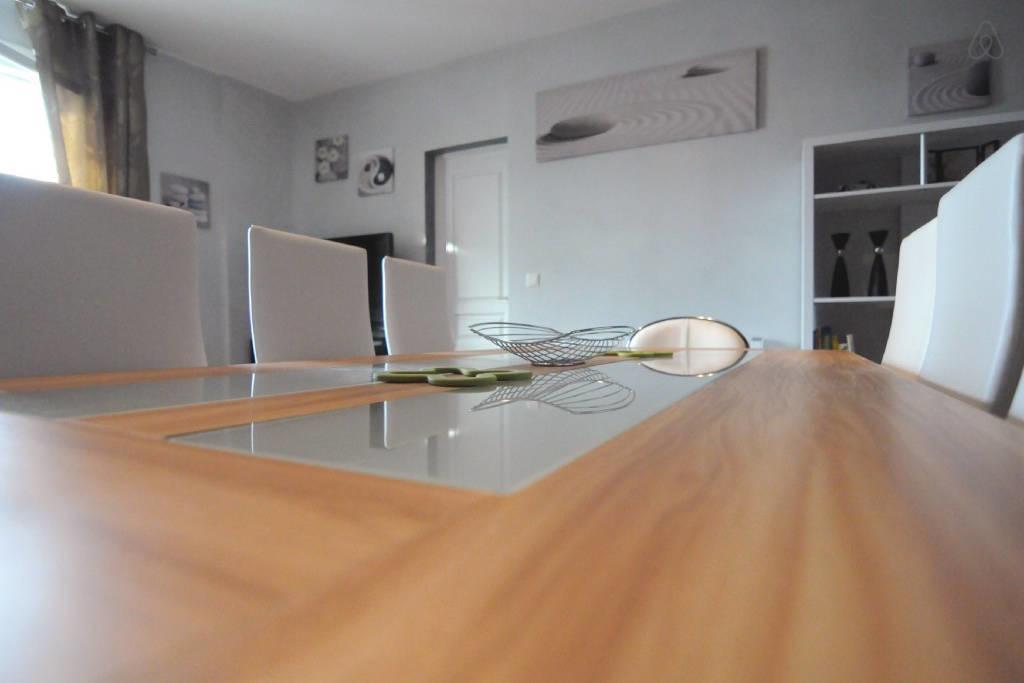 Appartement De Charme Climatise Pour 6 A 8 Pers Амбоаз Стая снимка
